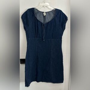 Cherokee: Denim Dress- Size Small (pit to pit approx 19 in)